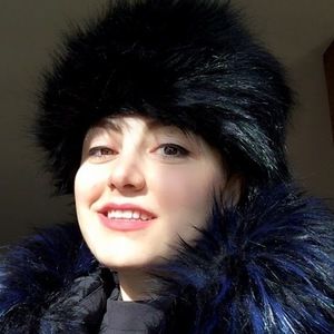 Meet your Posher, Mahsa